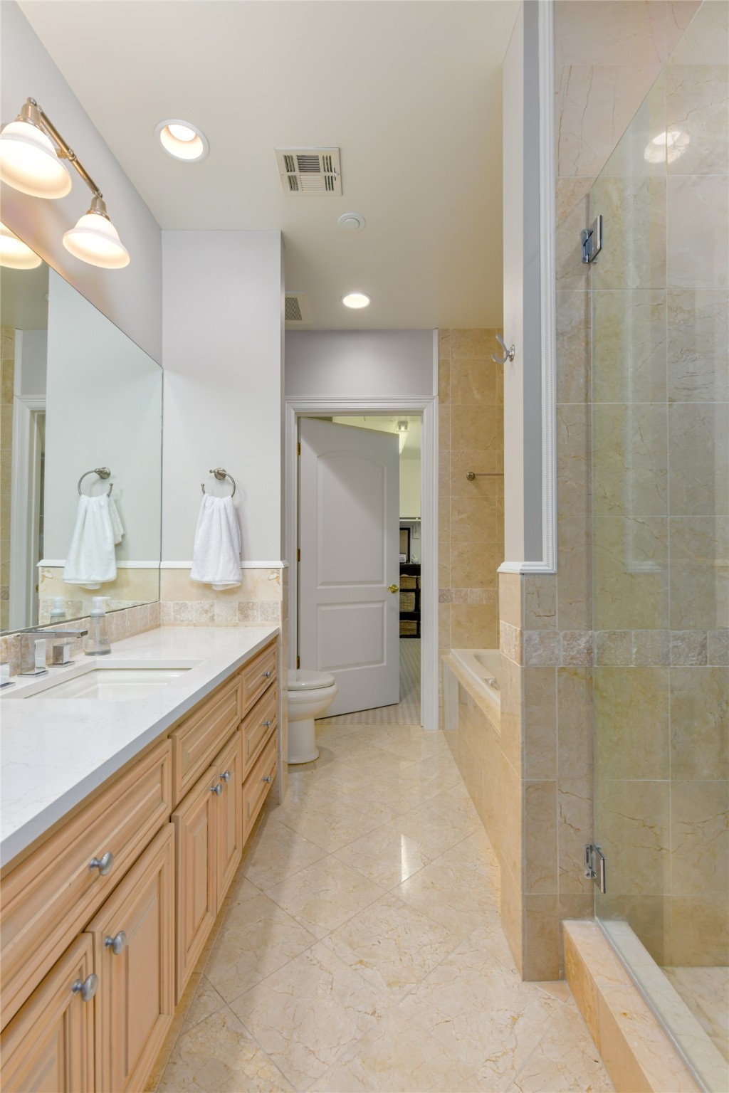 2828 Hood Street 1803 , Dallas, TX, 75219 | 20319421 | Realty Texas LLC