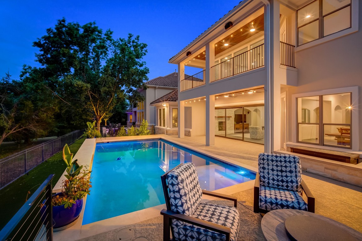 1909 University Club Drive , Austin, TX, 78732 | 1080192 | Realty Texas LLC