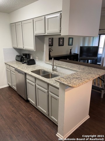 4212 Medical Drive #1203 , San Antonio, TX, 78229 | 8983429 | Realty Texas LLC