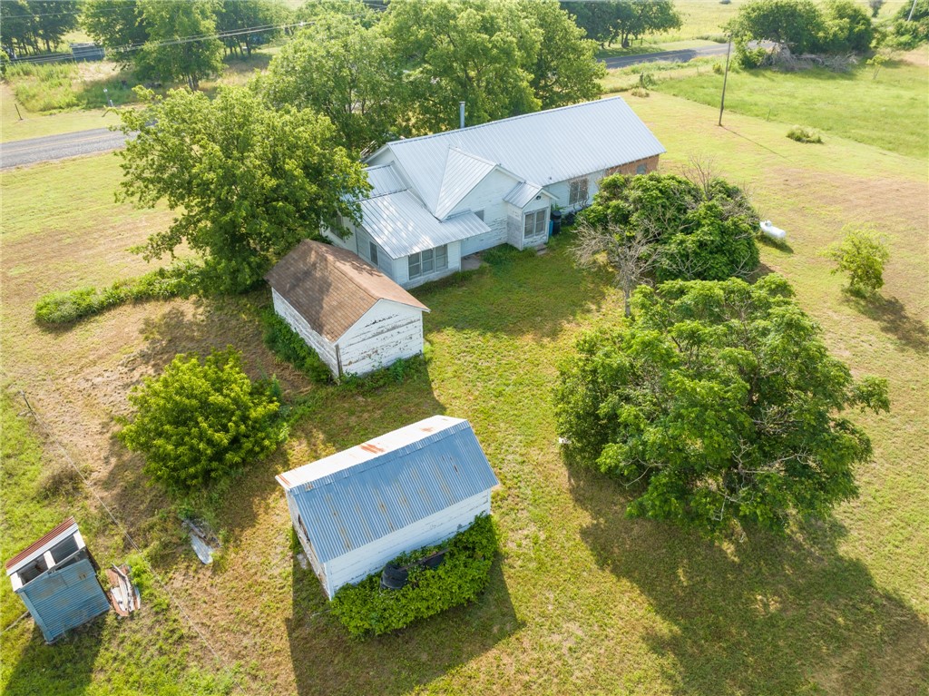16401 Cedar Rock Parkway , Crawford, TX, 76638 | 215746 | Realty Texas LLC