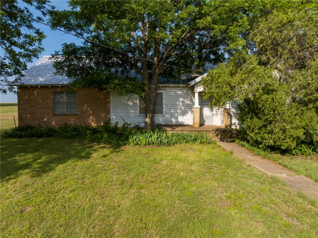 16401 Cedar Rock Parkway , Crawford, TX, 76638 | 215746 | Realty Texas LLC