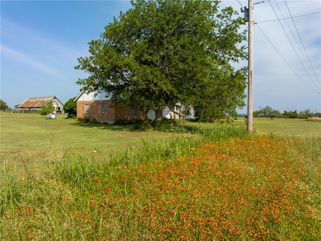 16401 Cedar Rock Parkway , Crawford, TX, 76638 | 215746 | Realty Texas LLC