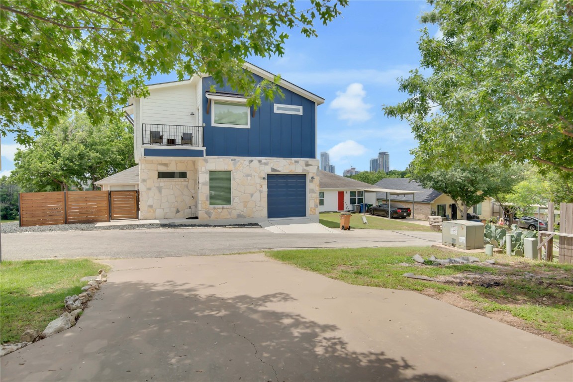 1611 E 10th Street , Austin, TX, 78702 | 3994322 | Realty Texas LLC