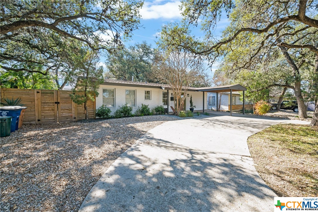 Sold: 1113 W Oltorf Street Blog Image Banner