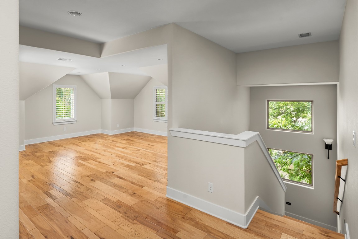 2107 Forest Trail , Austin, TX, 78703 | 8263603 | Realty Texas LLC