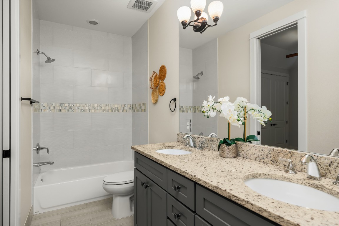 2107 Forest Trail , Austin, TX, 78703 | 8263603 | Realty Texas LLC