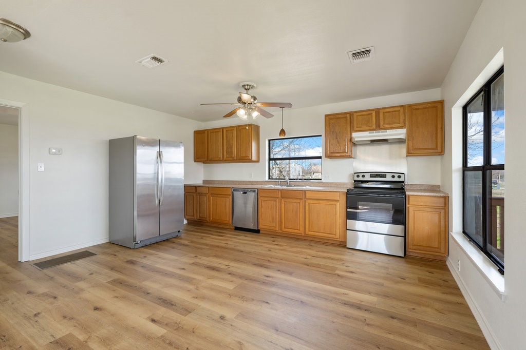 103 County Rd 103 , Georgetown, TX, 78626 | 4206069 | Realty Texas LLC