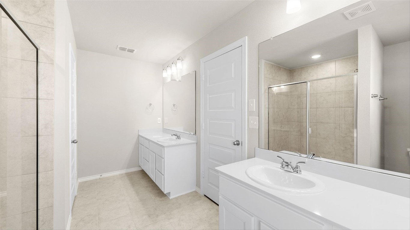 944 Ravenwood Lane , Van Alstyne, TX, 75495 | 20382384 | Realty Texas LLC