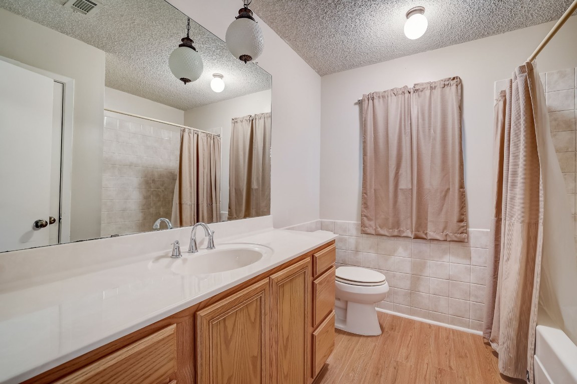 2102 Lear Lane , Austin, TX, 78745 | 7371863 | Realty Texas LLC