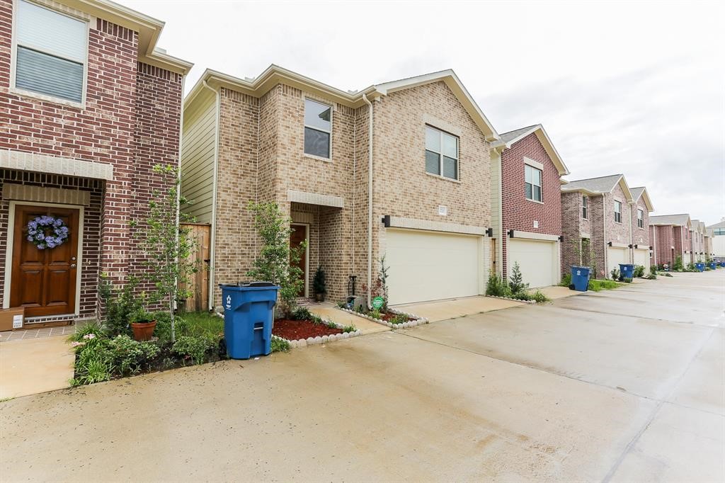 3720 Main Poplar Drive 