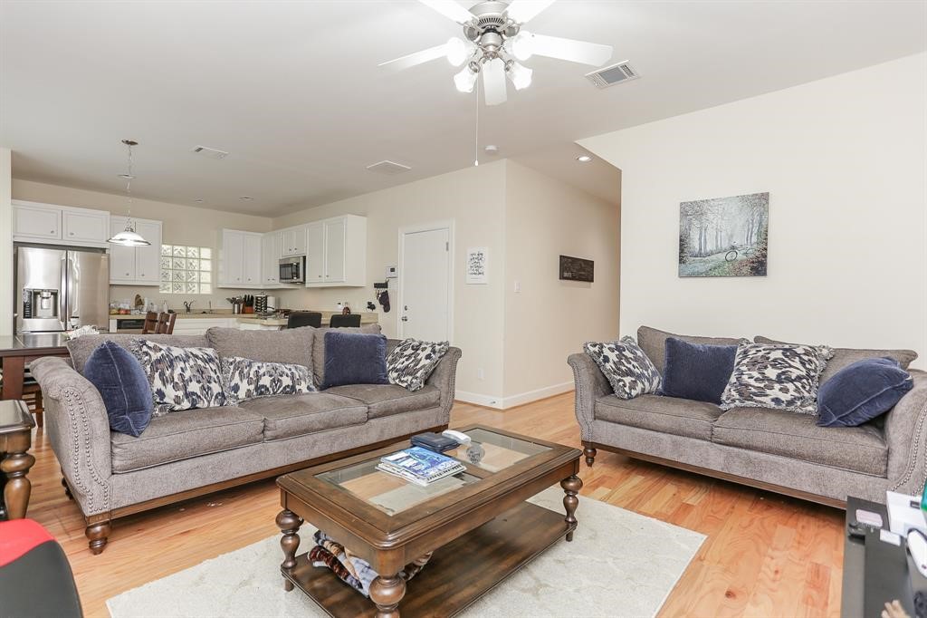 3720 Main Poplar Drive 