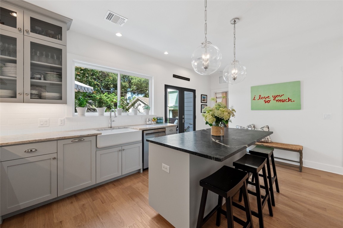 1805 W 29th Street , Austin, TX, 78703 | 4331732 | Realty Texas LLC