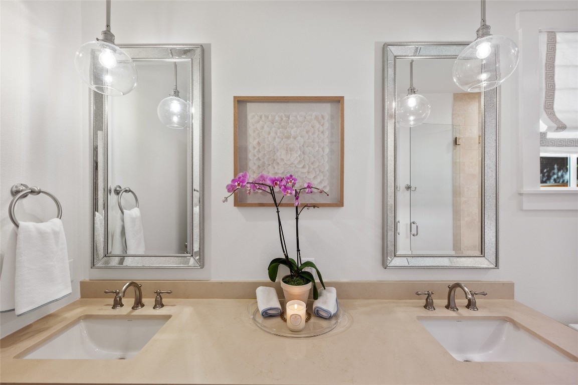 1805 W 29th Street , Austin, TX, 78703 | 4331732 | Realty Texas LLC