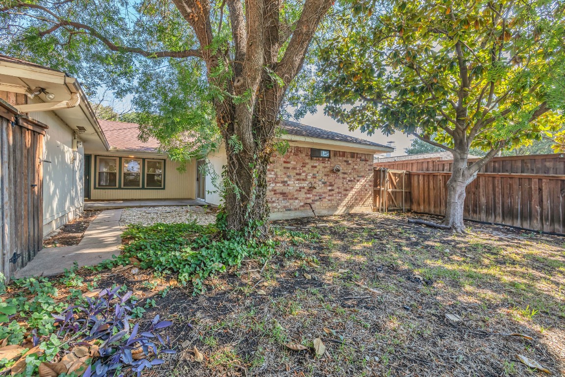 303 Woodcrest Drive , Richardson, TX, 75080 | 20408327 | Realty Texas LLC