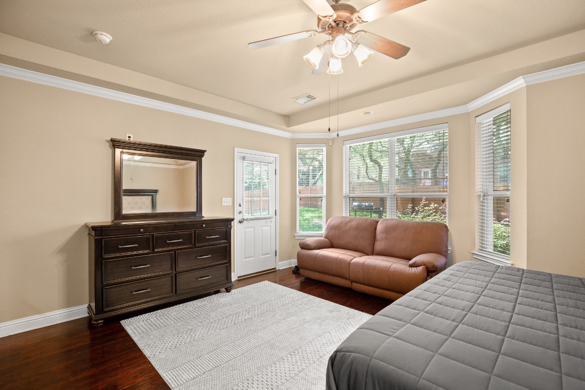 9812 Whitley Bay Drive , Austin, TX, 78717 | 6899325 | Realty Texas LLC