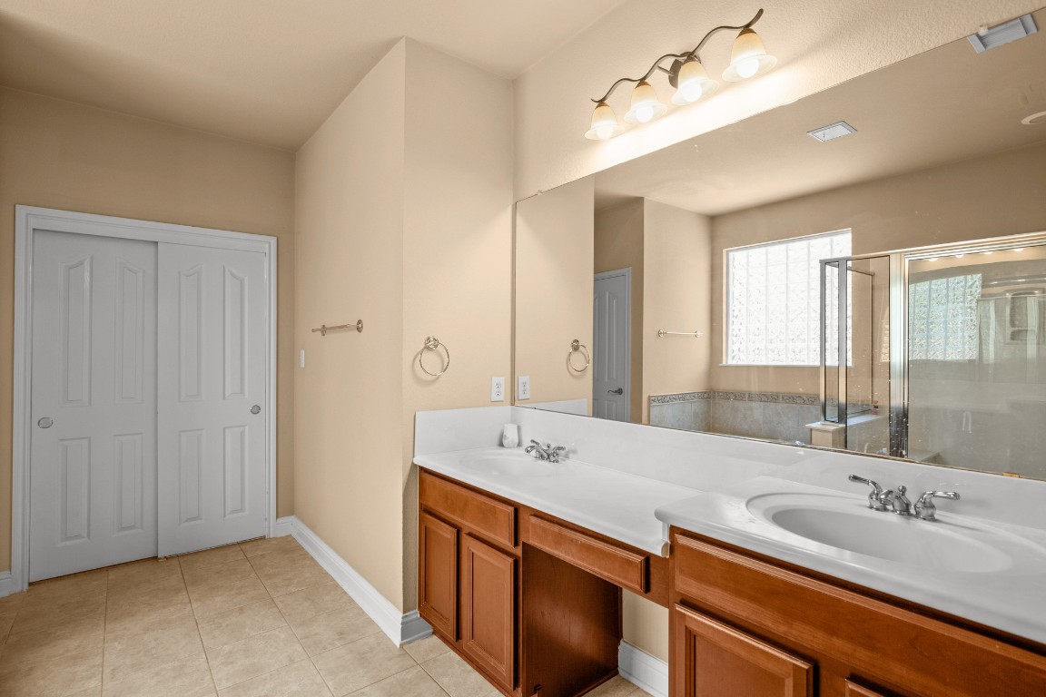 9812 Whitley Bay Drive , Austin, TX, 78717 | 6899325 | Realty Texas LLC