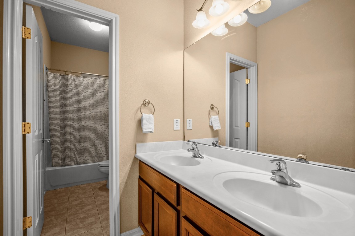 9812 Whitley Bay Drive , Austin, TX, 78717 | 6899325 | Realty Texas LLC