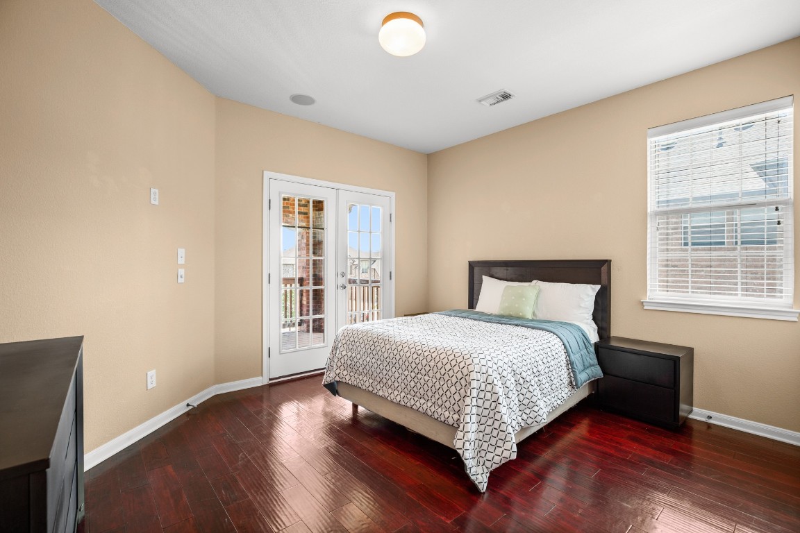 9812 Whitley Bay Drive , Austin, TX, 78717 | 6899325 | Realty Texas LLC