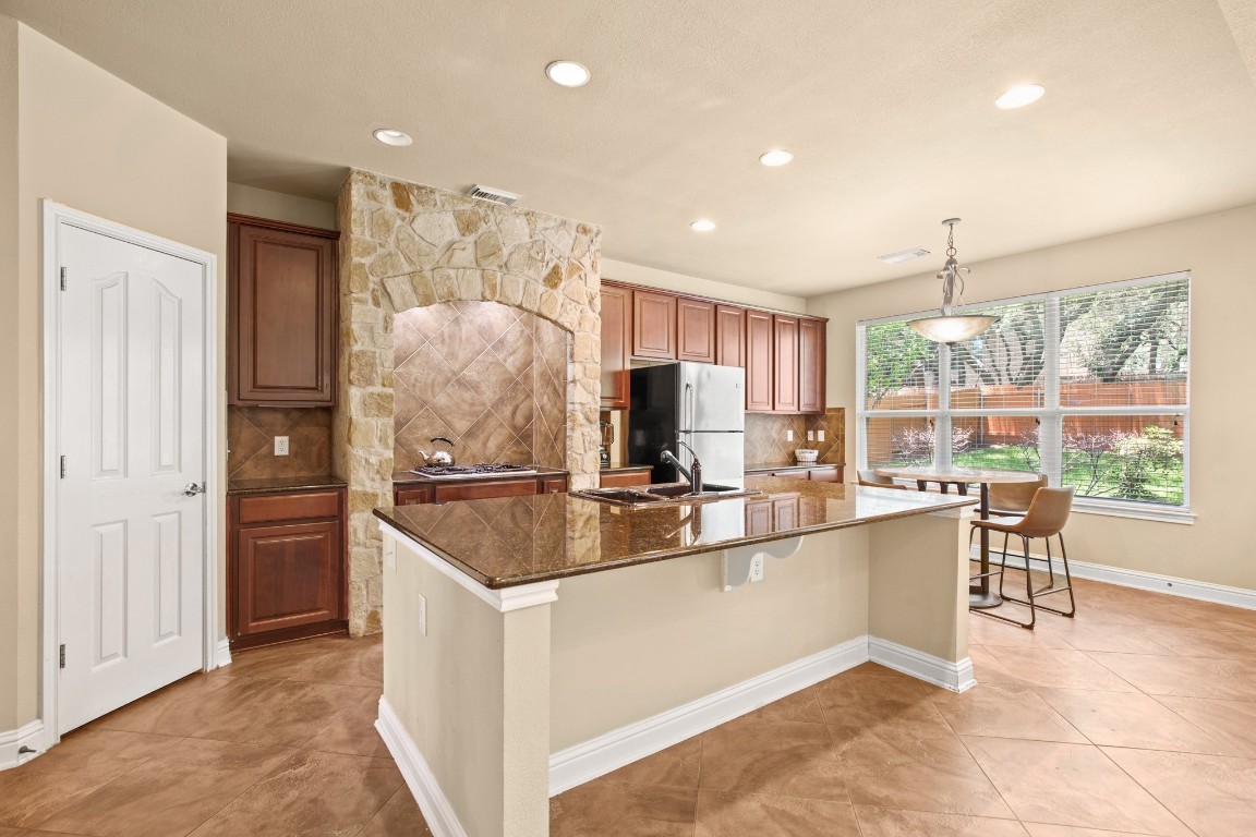9812 Whitley Bay Drive , Austin, TX, 78717 | 6899325 | Realty Texas LLC