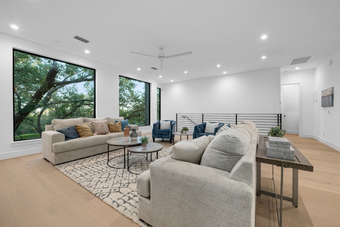 1704 Trevino Drive , Austin, TX, 78746 | 7174186 | Realty Texas LLC