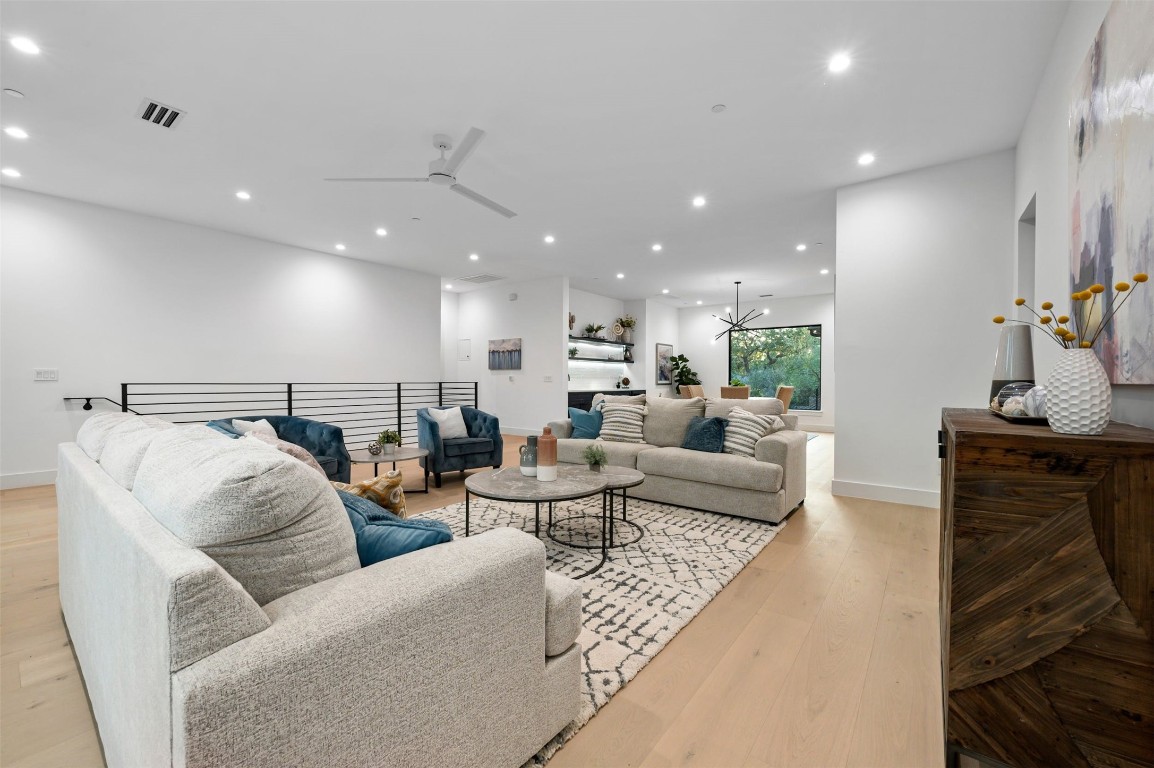 1704 Trevino Drive , Austin, TX, 78746 | 7174186 | Realty Texas LLC