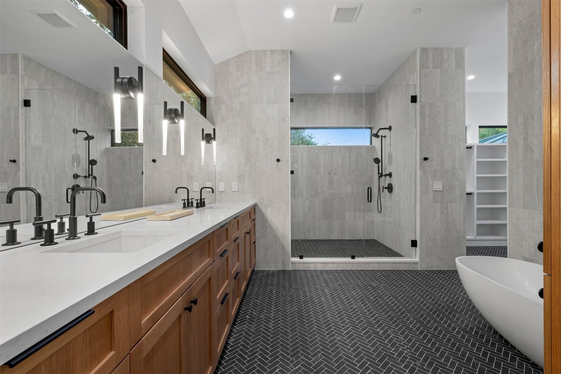 1704 Trevino Drive , Austin, TX, 78746 | 7174186 | Realty Texas LLC