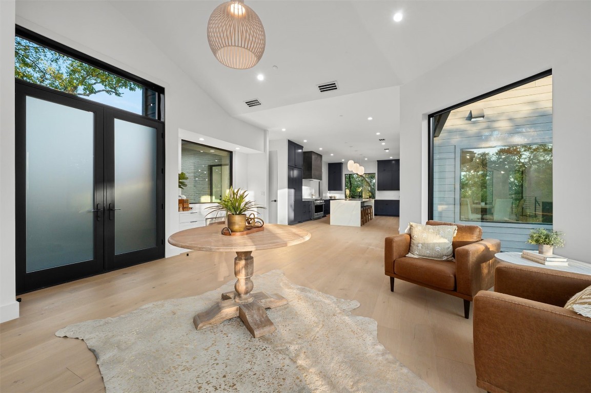 1704 Trevino Drive , Austin, TX, 78746 | 7174186 | Realty Texas LLC