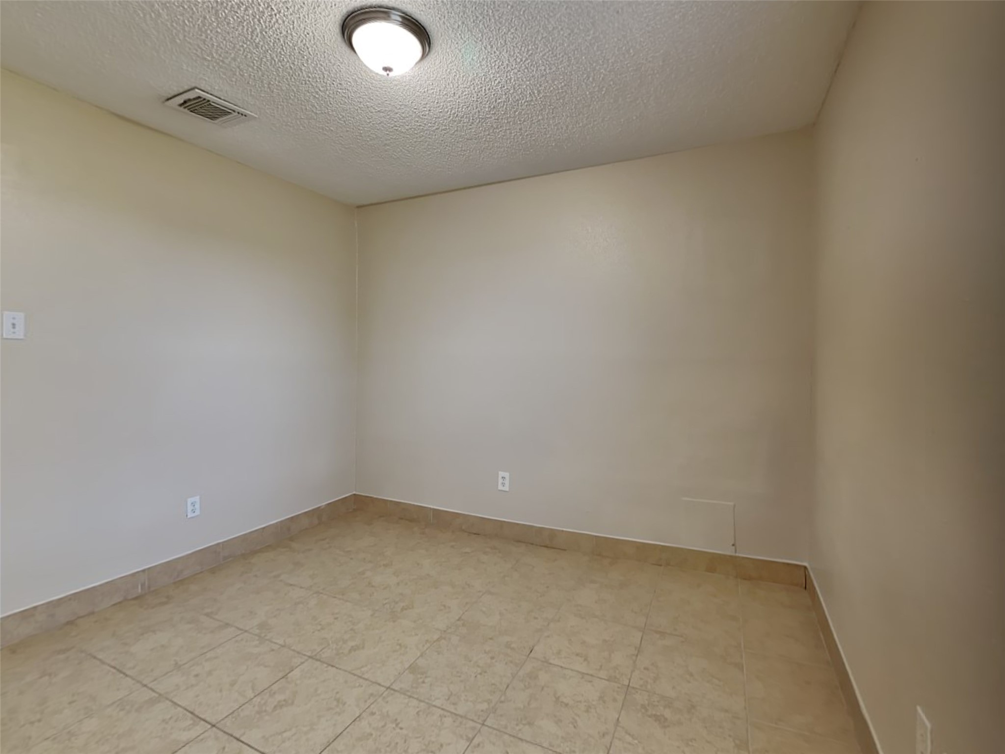 1118 Briarmead Drive 