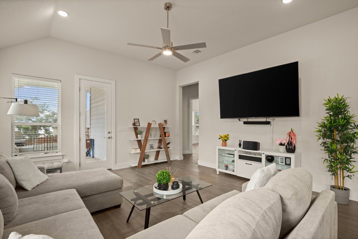 101 WHISTLING WILLOW Drive , Georgetown, TX, 78628 | 8151319 | Realty Texas LLC