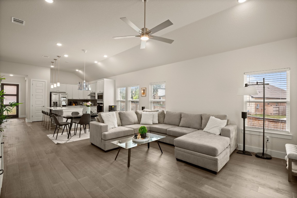 101 WHISTLING WILLOW Drive , Georgetown, TX, 78628 | 8151319 | Realty Texas LLC