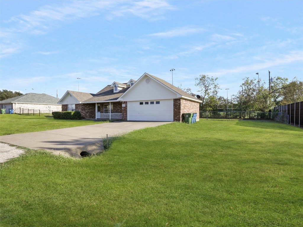 327 Preston Glen , Gunter, TX, 75058 | 20439878 | Realty Texas LLC