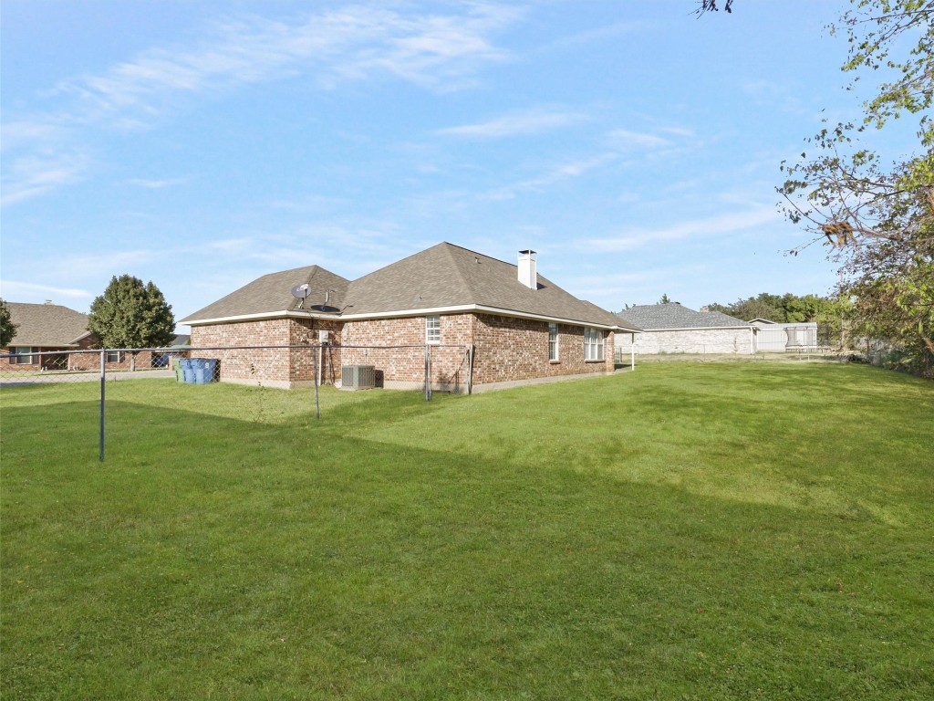 327 Preston Glen , Gunter, TX, 75058 | 20439878 | Realty Texas LLC