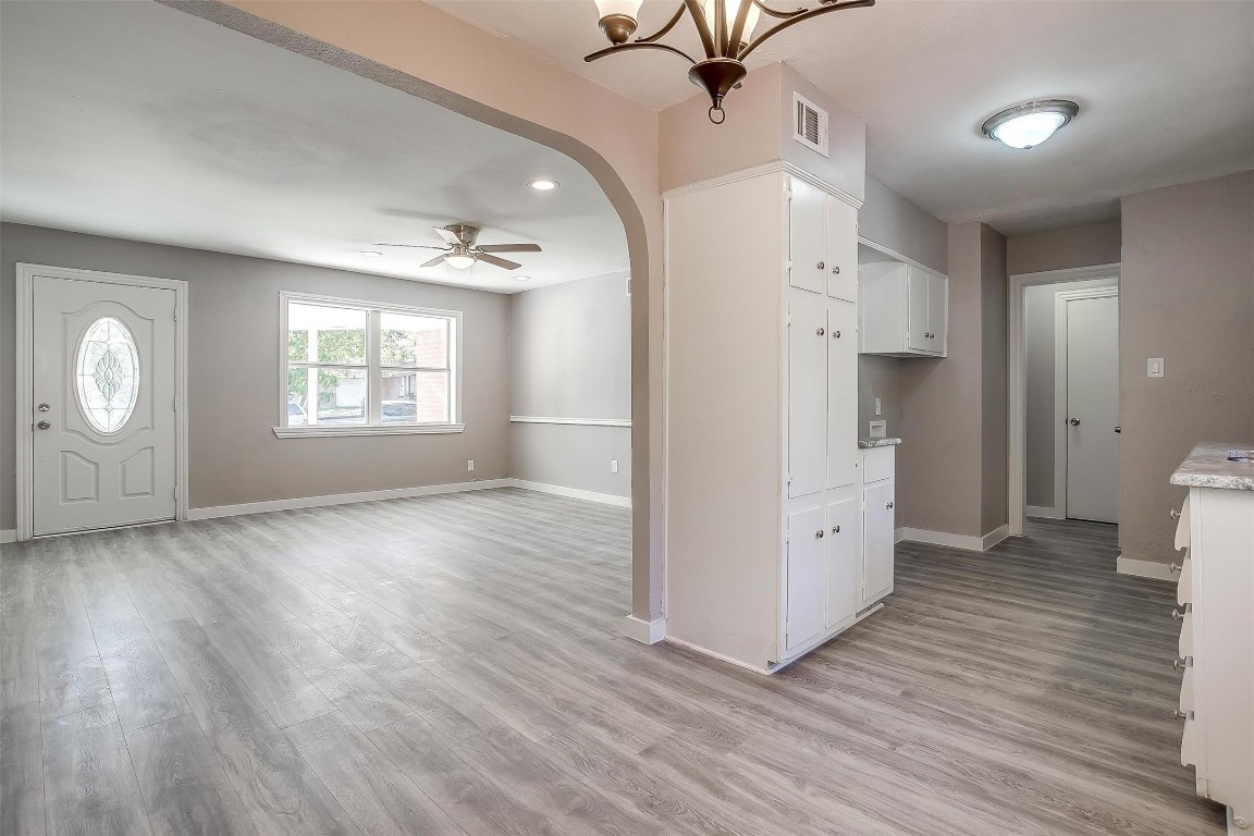 725 NW 14th Street , Grand Prairie, TX, 75050 | 20446356 | Realty Texas LLC