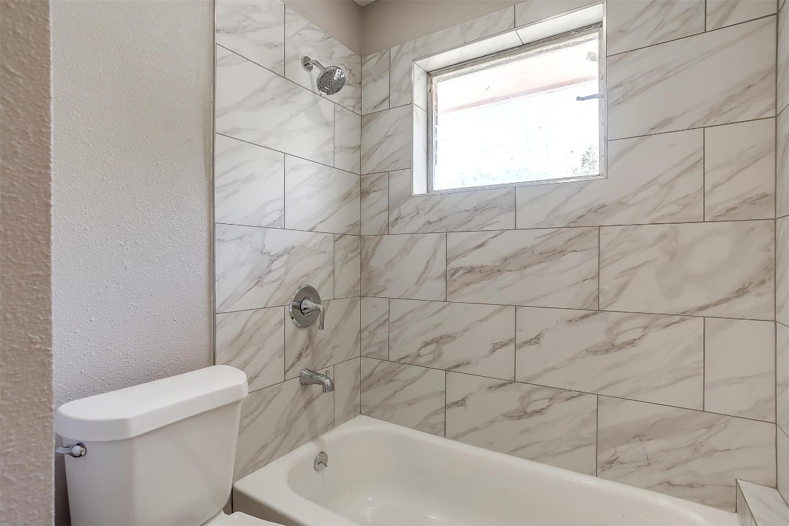725 NW 14th Street , Grand Prairie, TX, 75050 | 20446356 | Realty Texas LLC