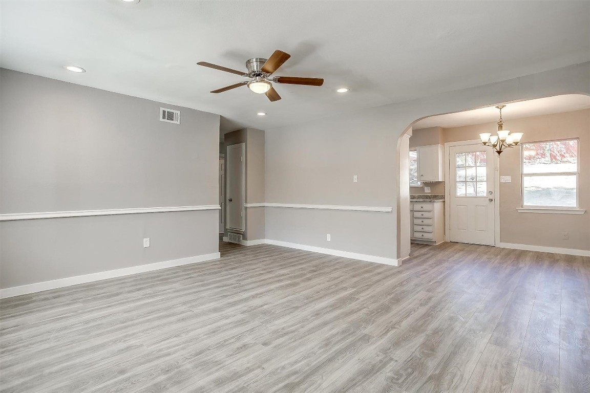 725 NW 14th Street , Grand Prairie, TX, 75050 | 20446356 | Realty Texas LLC