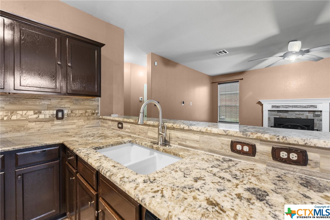 5903 Mosaic Trail