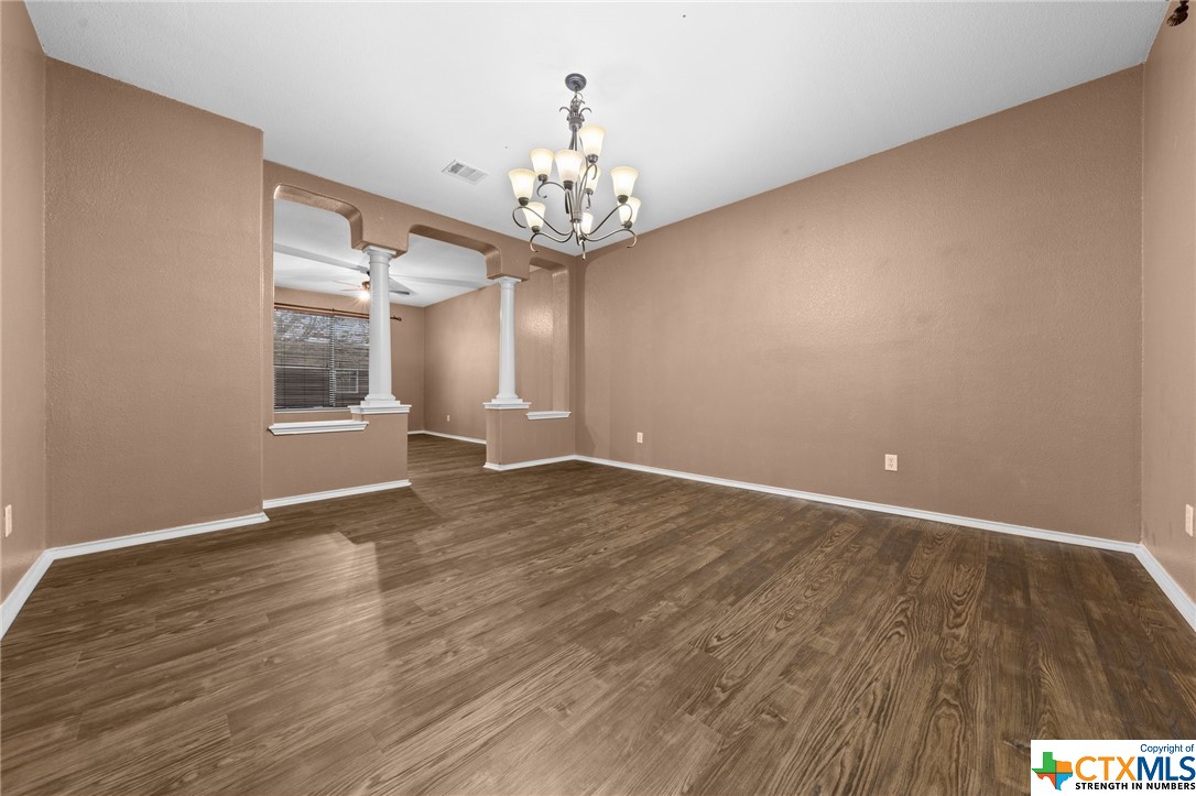 5903 Mosaic Trail