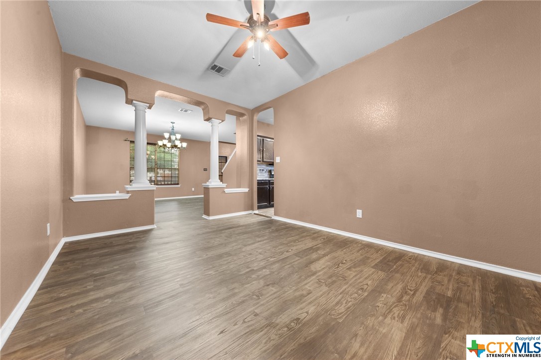 5903 Mosaic Trail