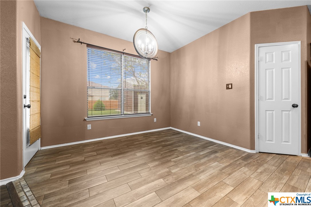5903 Mosaic Trail
