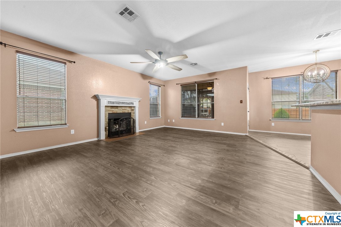 5903 Mosaic Trail