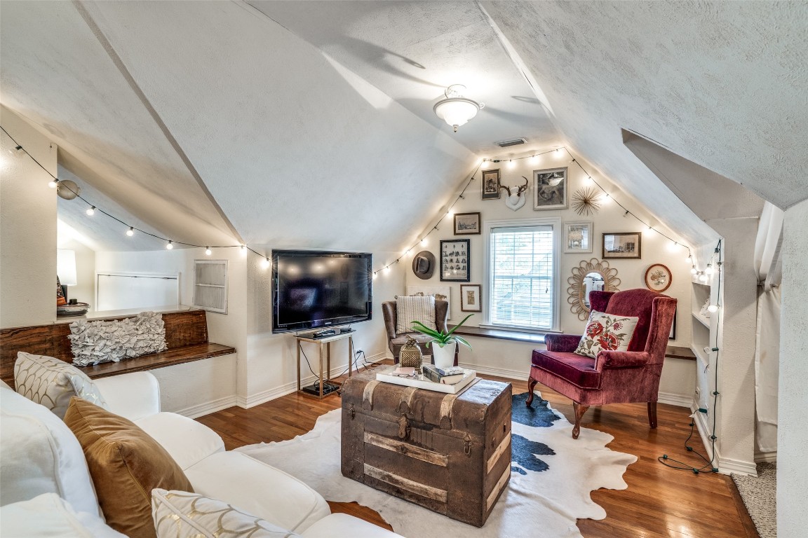 5910 McCommas Boulevard , Dallas, TX, 75206 | 20453623 | Realty Texas LLC