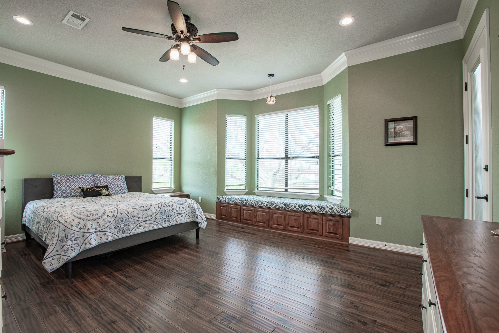 232 Pony Trail , Angleton, TX, 77515 | 90346447 | Realty Texas LLC
