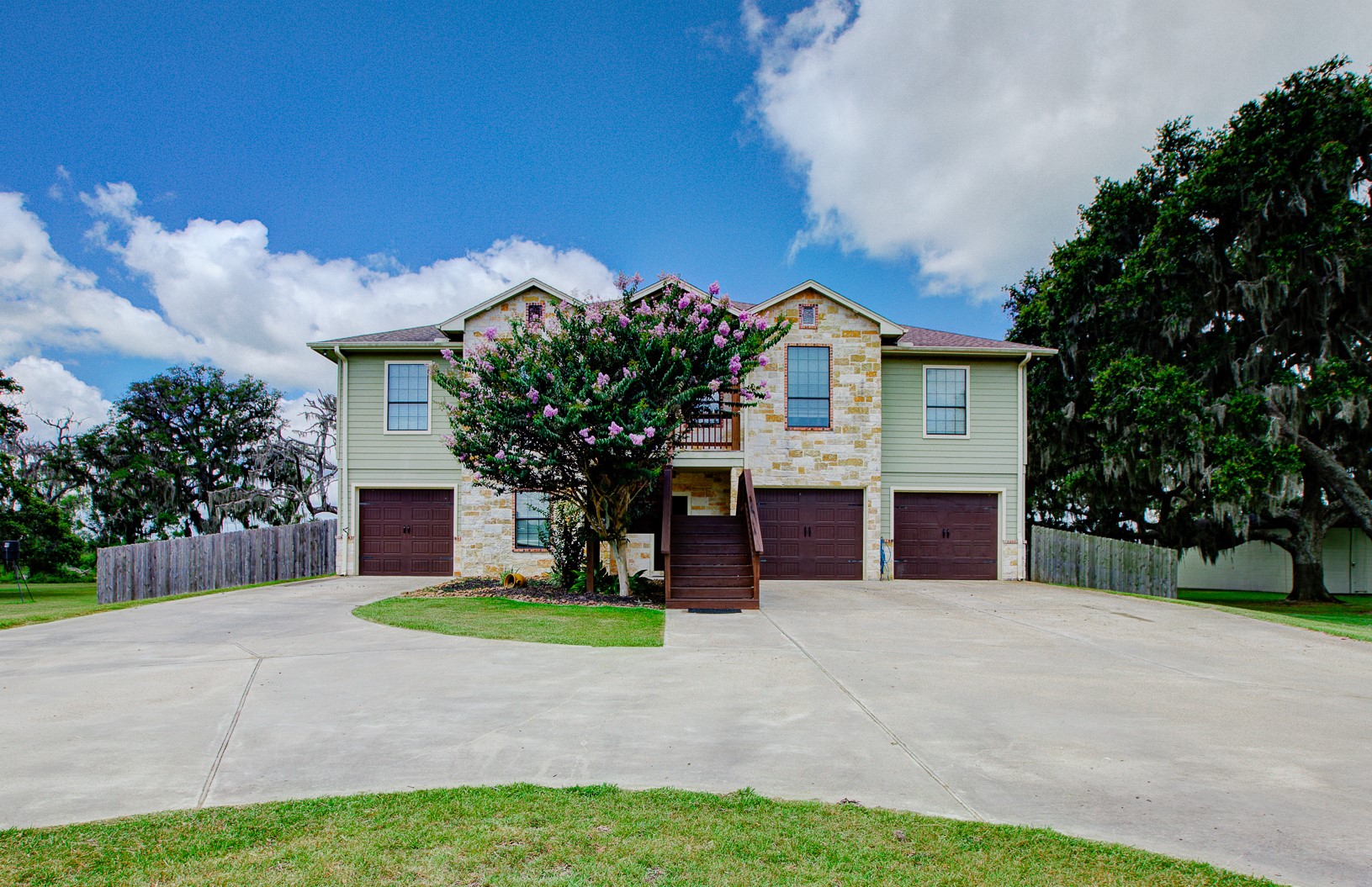 232 Pony Trail , Angleton, TX, 77515 | 90346447 | Realty Texas LLC