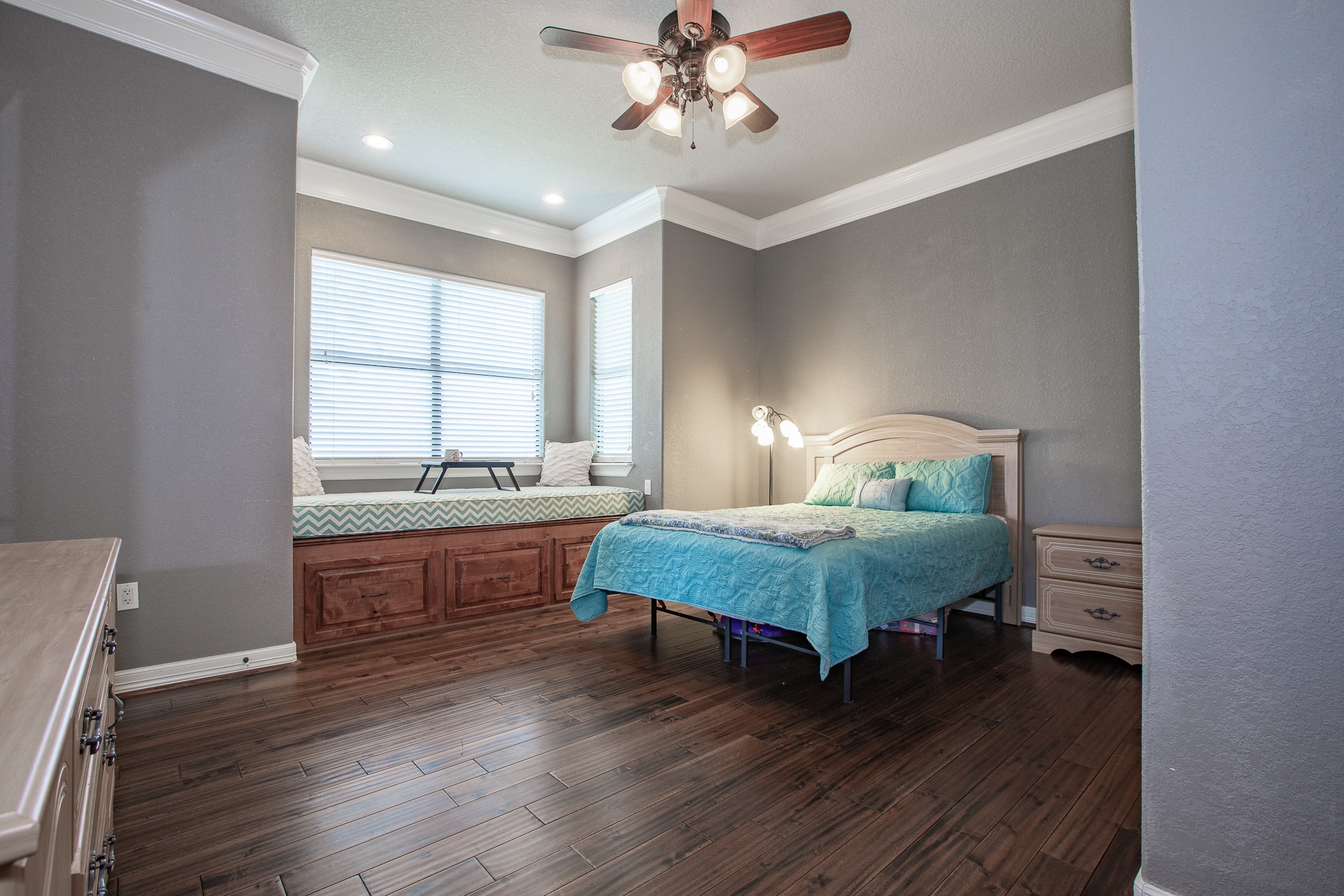232 Pony Trail , Angleton, TX, 77515 | 90346447 | Realty Texas LLC