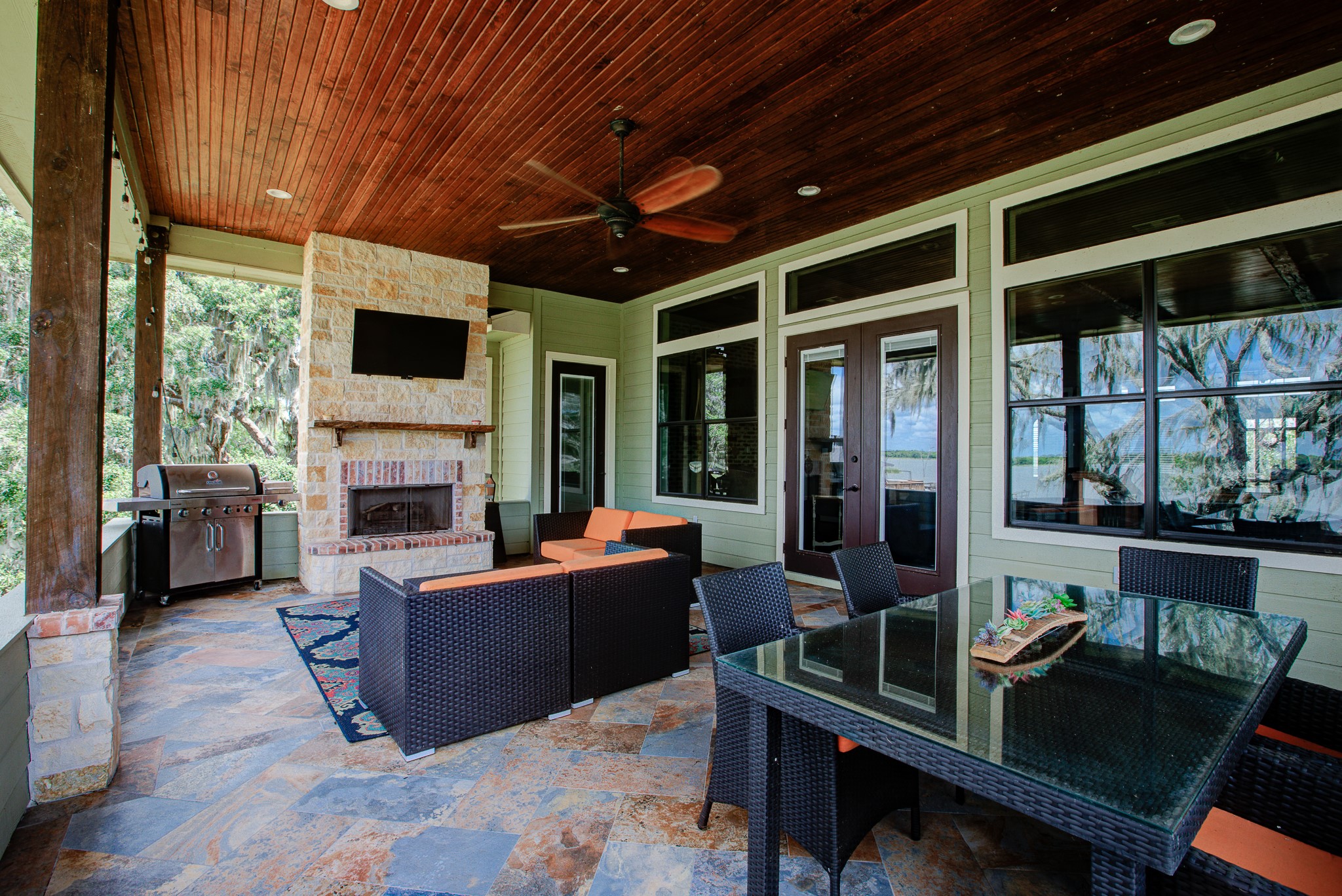 232 Pony Trail , Angleton, TX, 77515 | 90346447 | Realty Texas LLC