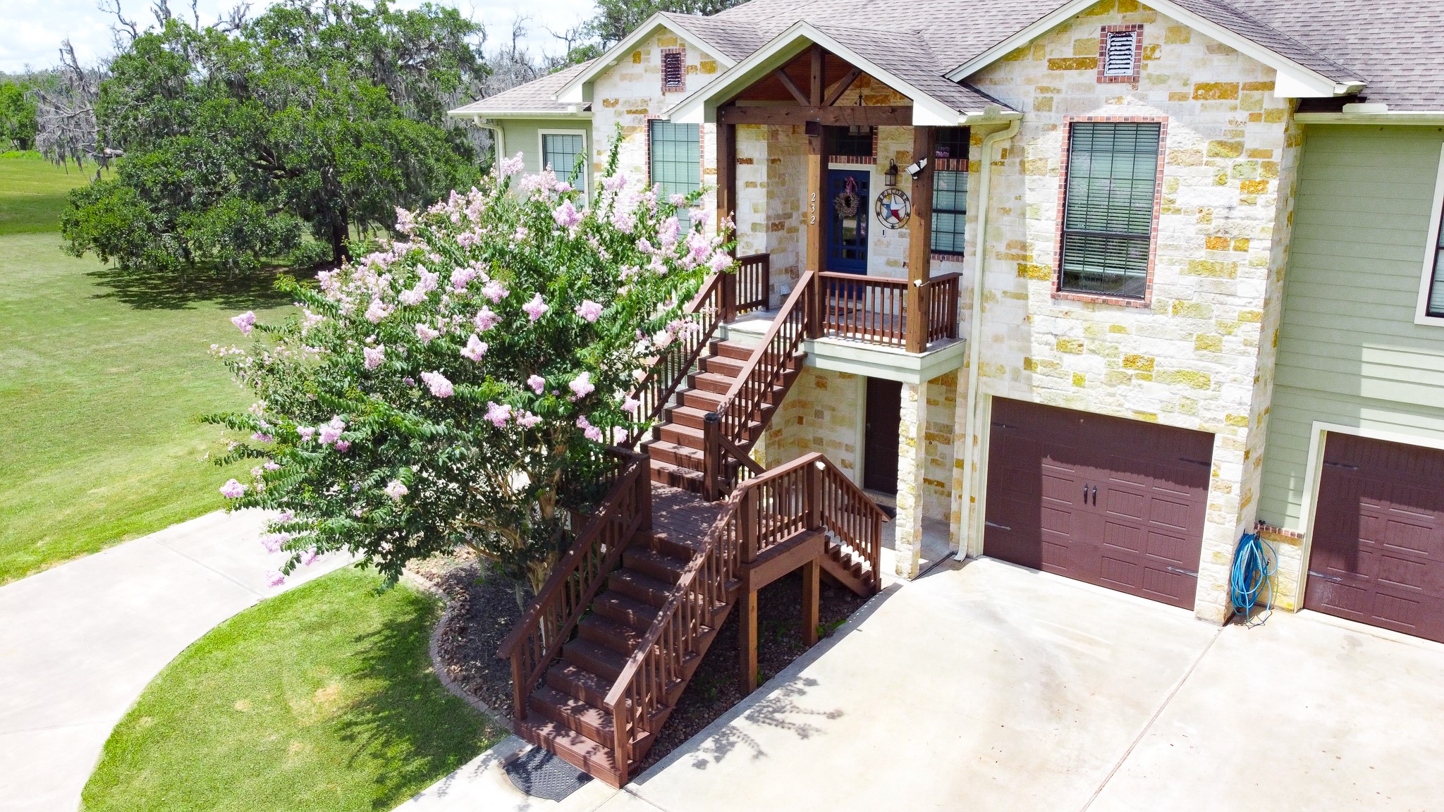 232 Pony Trail , Angleton, TX, 77515 | 90346447 | Realty Texas LLC