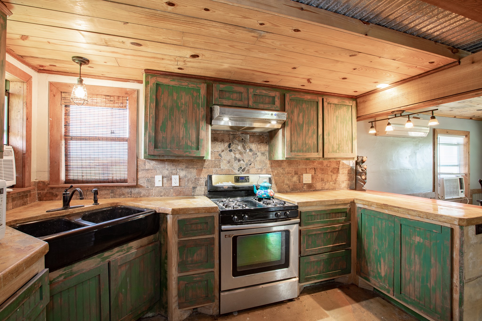 232 Pony Trail , Angleton, TX, 77515 | 90346447 | Realty Texas LLC