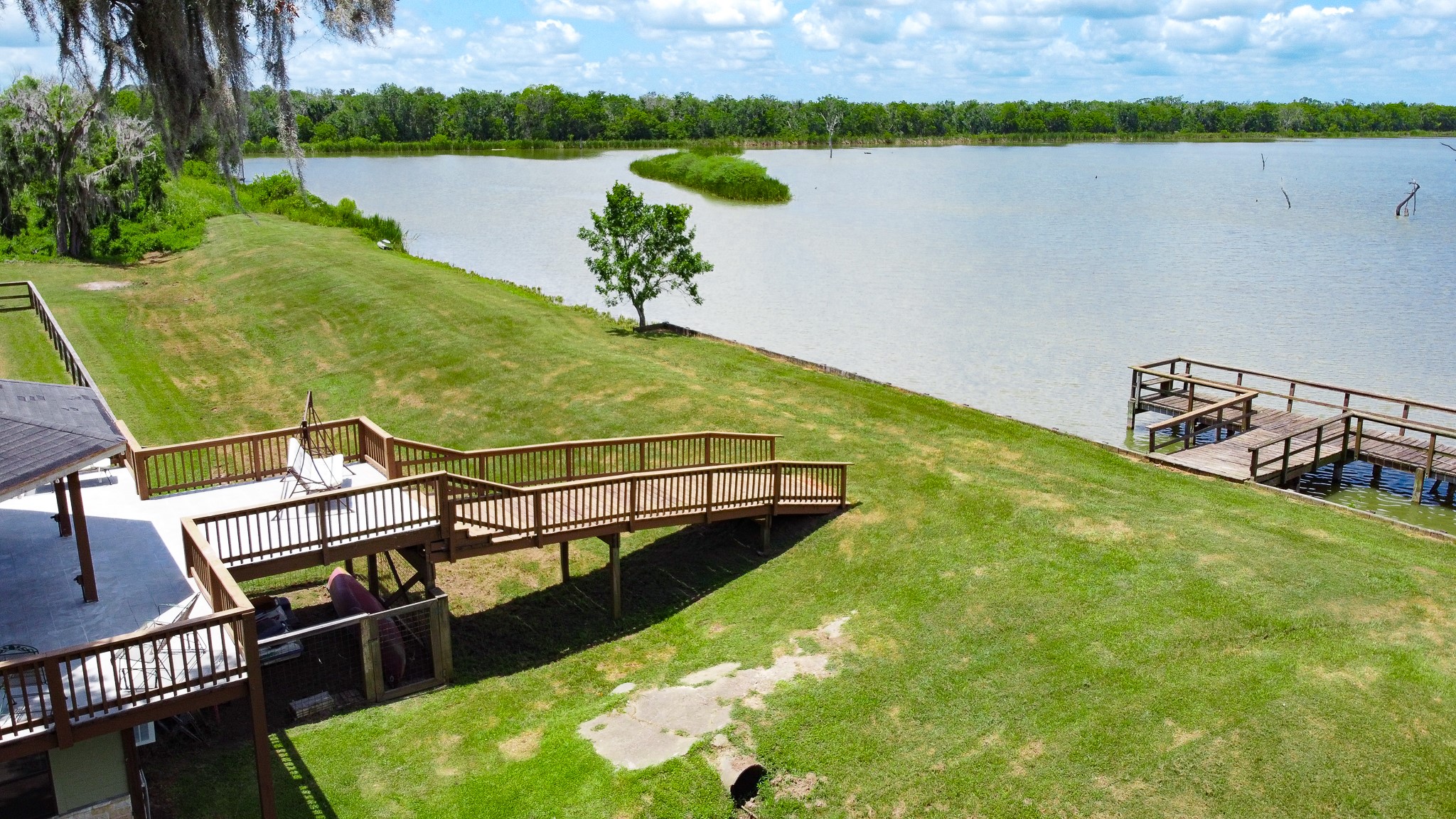 232 Pony Trail , Angleton, TX, 77515 | 90346447 | Realty Texas LLC
