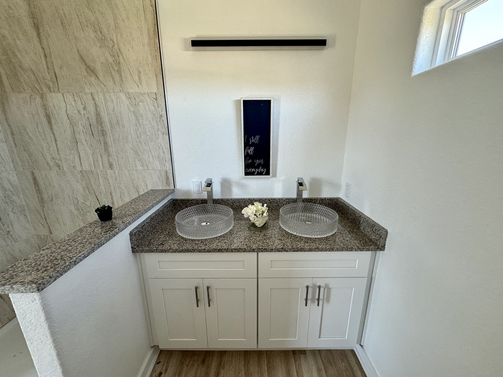 911 13th Street , San Leon, TX, 77539 | 67412443 | Realty Texas LLC