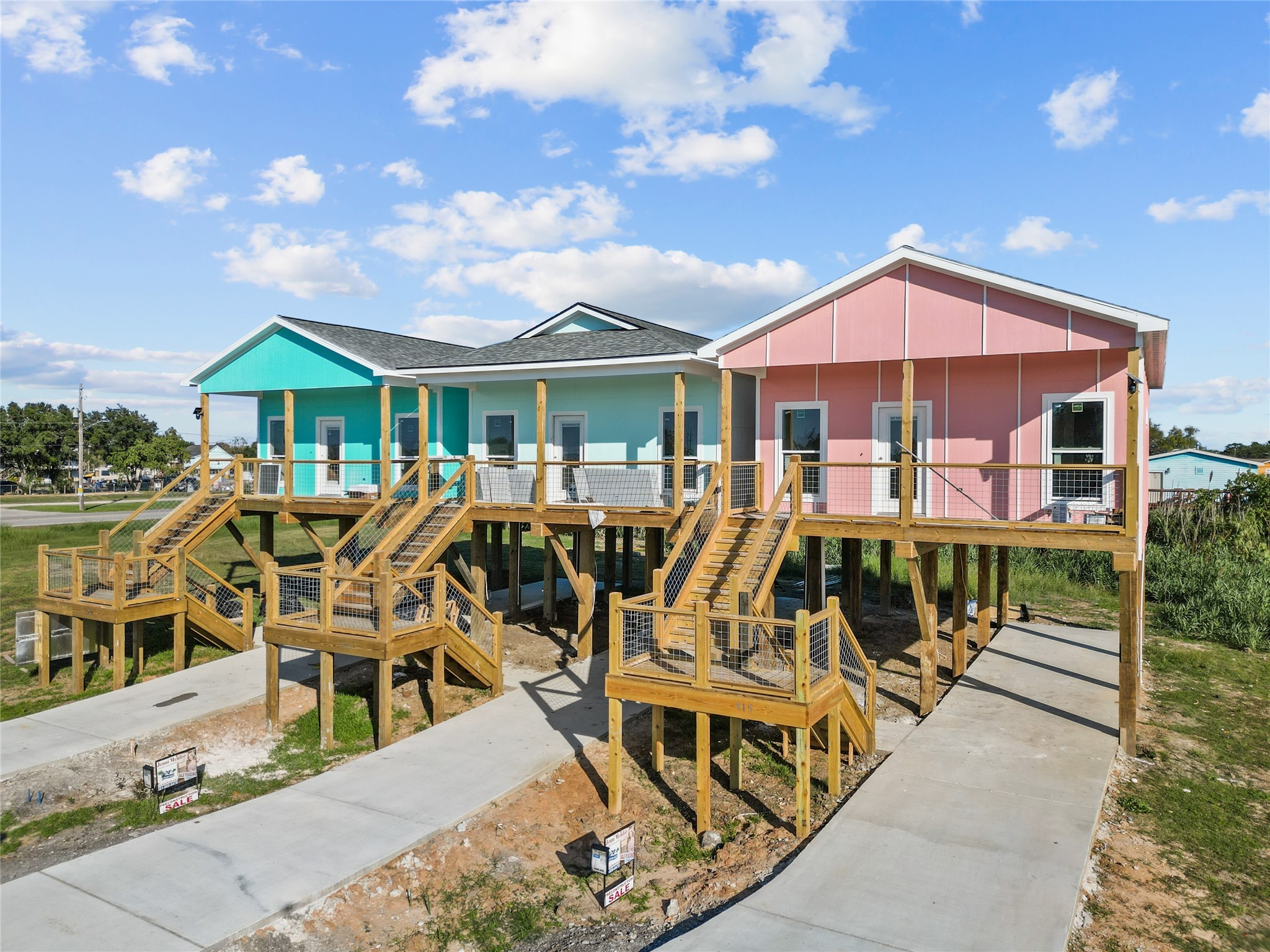 911 13th Street , San Leon, TX, 77539 | 67412443 | Realty Texas LLC